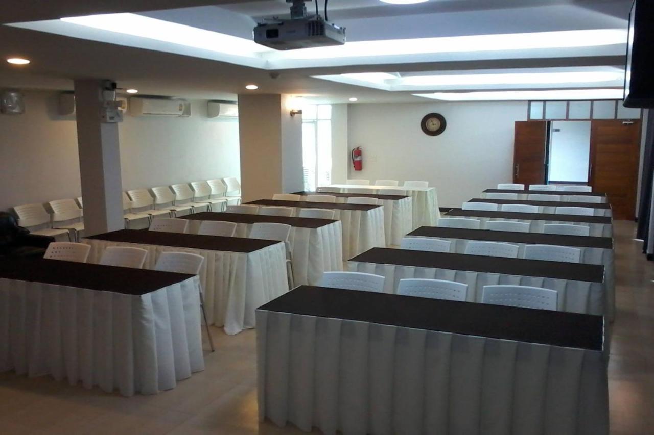 Eurotel Hotel Канчанабури Екстериор снимка