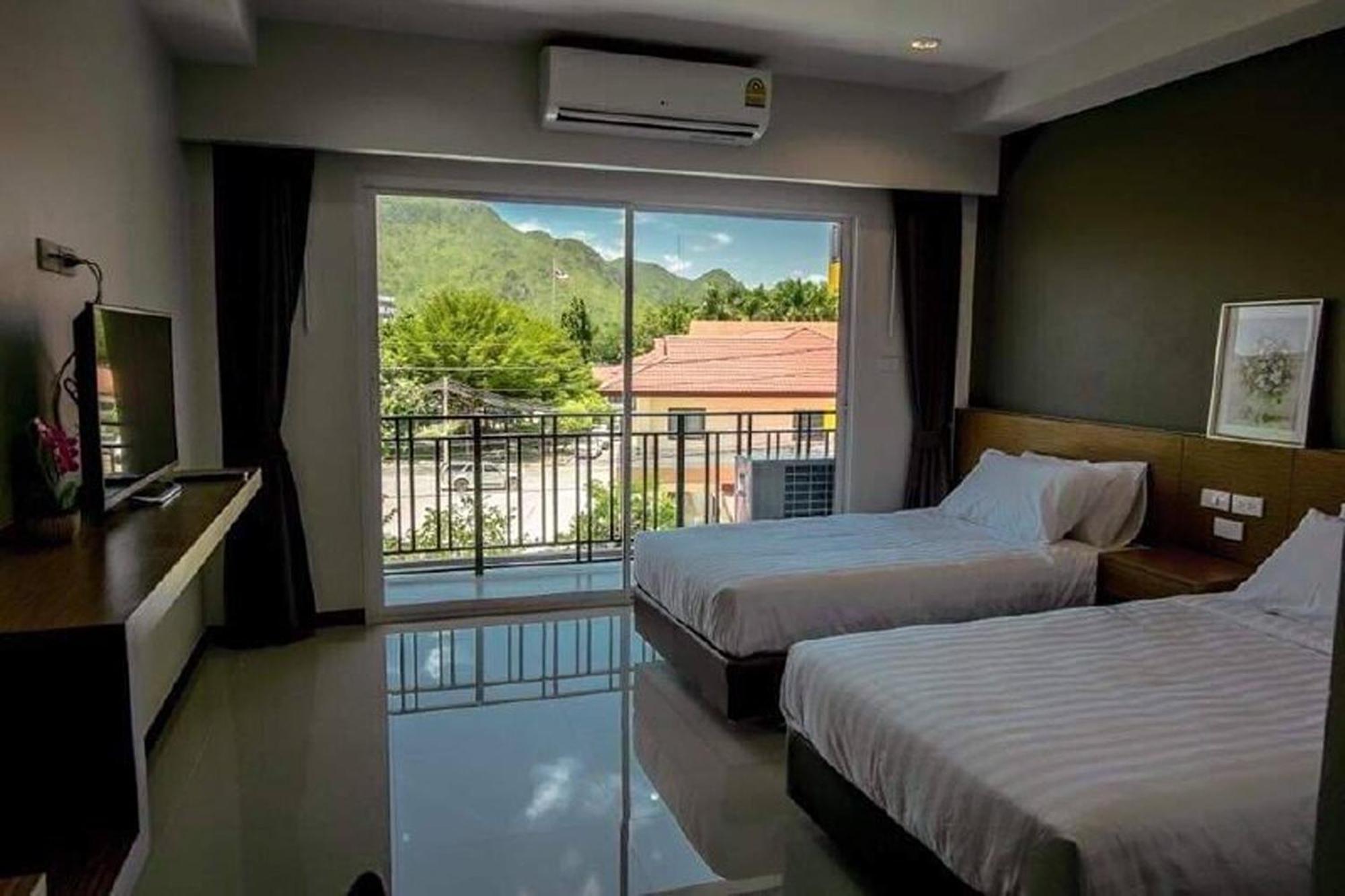 Eurotel Hotel Канчанабури Екстериор снимка