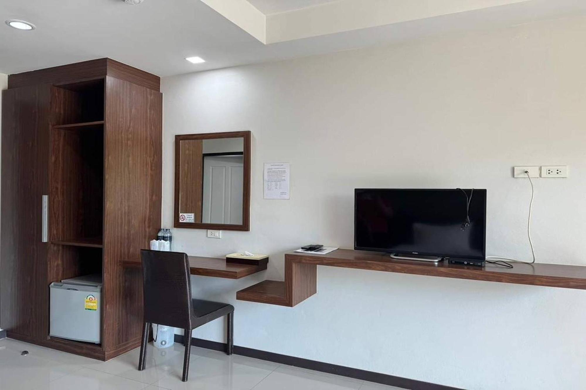 Eurotel Hotel Канчанабури Екстериор снимка