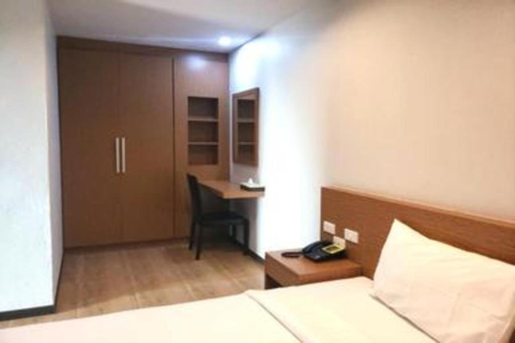Eurotel Hotel Канчанабури Екстериор снимка