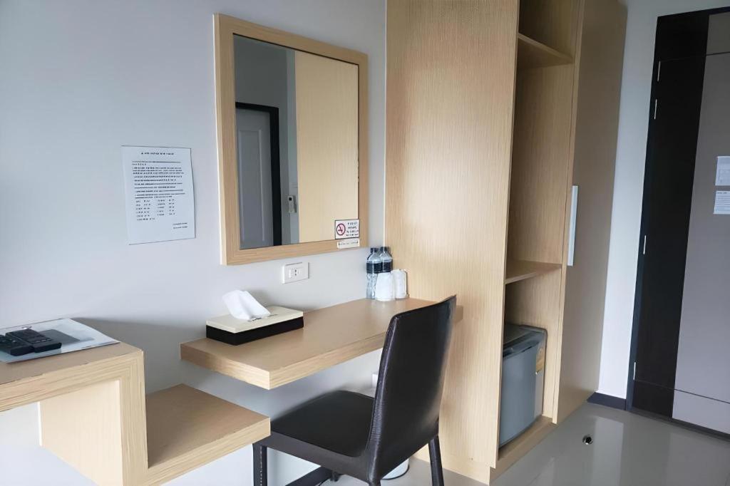 Eurotel Hotel Канчанабури Екстериор снимка